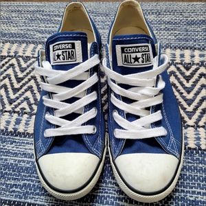 SOLD!  Converse women's US size 8